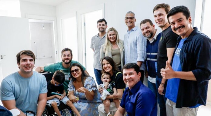 Em Petrolina, governadora Raquel Lyra entrega habitacional de 200 apartamentos em parceria com o governo federal