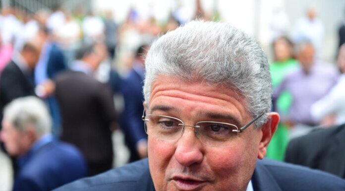 Coluna do Blog: O silêncio de Guilherme Coelho