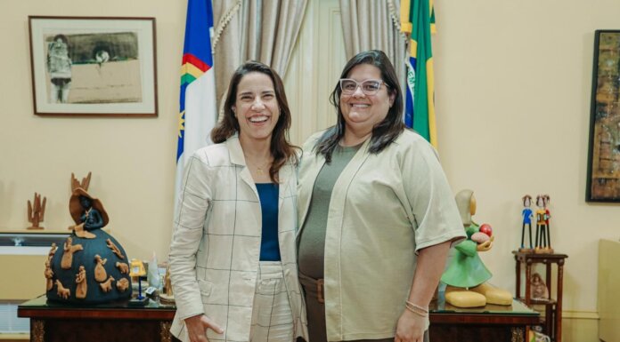 PSD se aproxima de 80 prefeitos com filiação de Carol Jordão, prefeita de Ribeirão