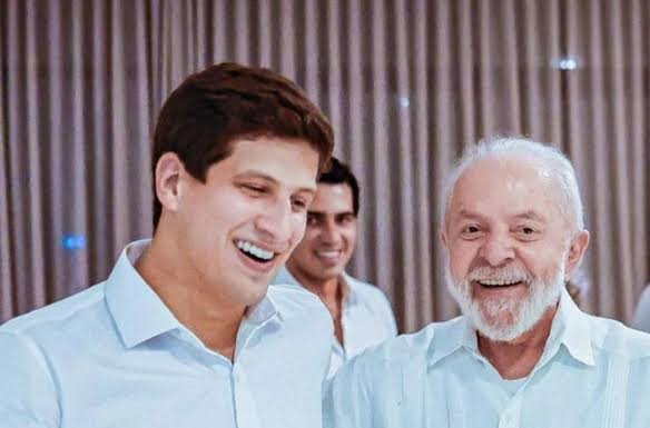 Coluna do Blog: A insegurança de João Campos e a apelação do vídeo de Lula