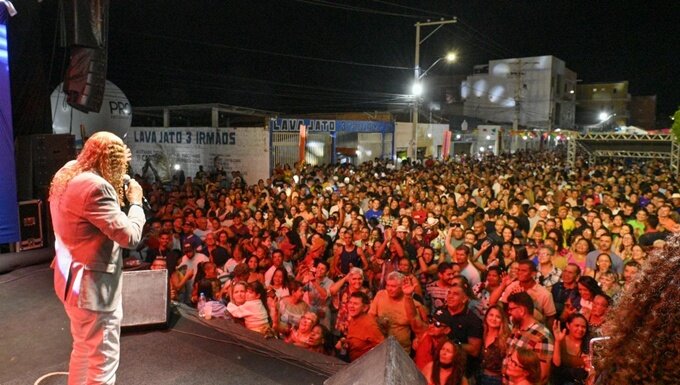 Forró raiz, tradição e emoção marcam encerramento do Juazeiro, Aqui Tem Forró na Avenida Flaviano Guimarães valorizando o legado do autêntico forró