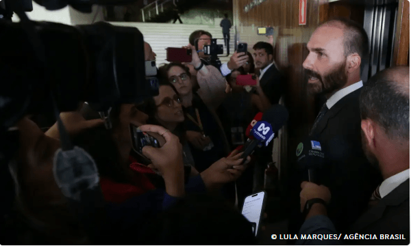 STF condena Eduardo Bolsonaro a inelegibilidade e a 4 anos de prisão. Ex-deputado ainda perdeu o cargo de escrivão da Polícia Federal