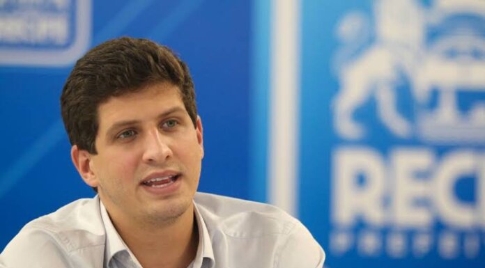Coluna do Blog: João Campos está isolado no Vale