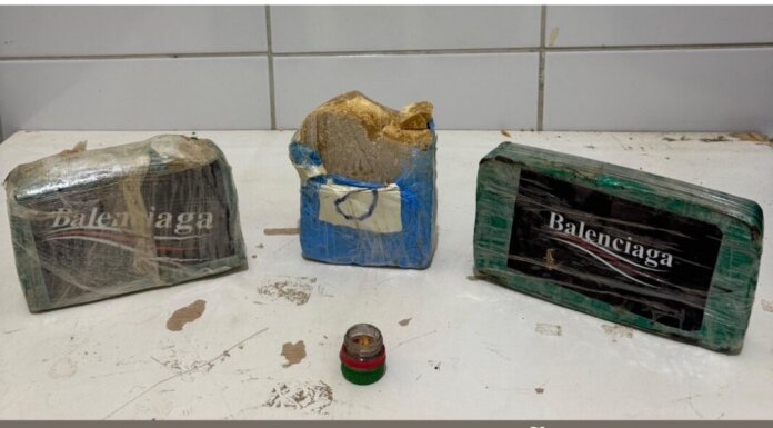Mulher é presa com cerca de 3 kg de crack durante ação da PM no bairro Sol Nascente, em Juazeiro