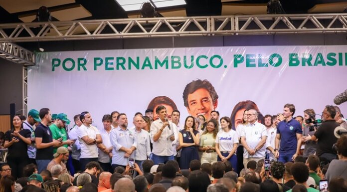 Daniel Coelho lança pré-candidatura a deputado federal ao lado da governadora Raquel Lyra