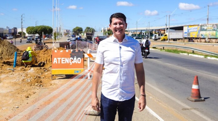 Prefeito Simão articula junto ao DNIT construção de retorno para melhorar acesso na BR-407 para a Cohab Massangano