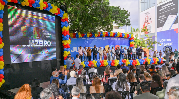 Aniversário de 148 anos de Juazeiro é marcado por anúncio de mais de R$ 24 milhões em 26 investimentos para a educação