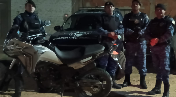 Guarda Civil Municipal de Juazeiro recupera motocicleta com restrição de furto
