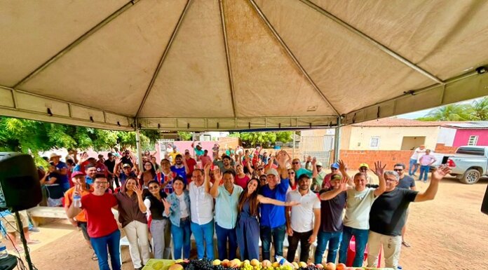 Lagoa Grande (PE): Catharina Garziera garante obra histórica e leva saneamento aos assentamentos Ouro Verde e Madre Paulina