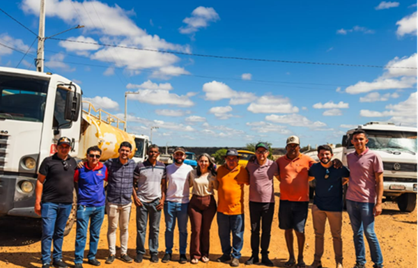 Com alta popularidade, Corrinha de Geomarco reforça liderança política ao ampliar abastecimento de água no interior de Dormentes