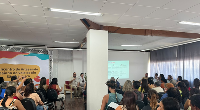 I Encontro do Artesanato Baiano do Vale do Rio São Francisco fortalece setor e debate valorização da carranca