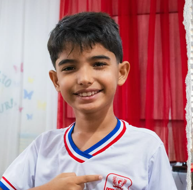 Educação de Dormentes vive novo momento com entrega de fardamento escolar aos estudantes