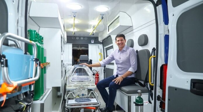 Petrolina reforça saúde com duas novas ambulâncias fruto de parceria entre Simão e Raquel