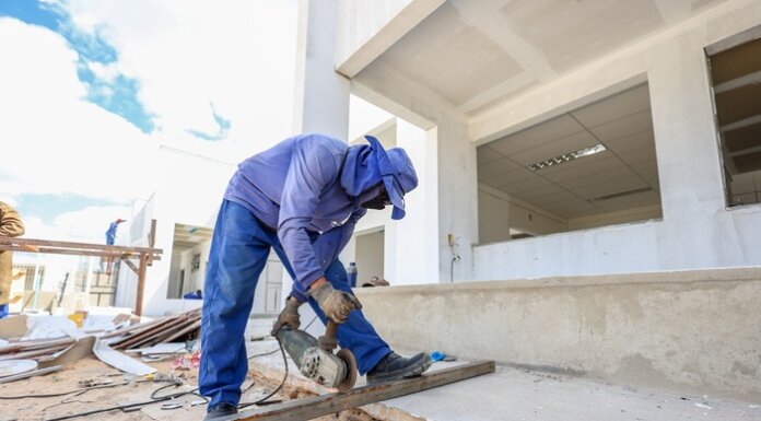 Para Cima Interior: Petrolina acelera investimentos na área irrigada com novas escolas, creches e areninhas