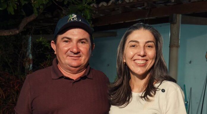 Corrinha de Geomarco dá boas-vindas a Chiquinho de Dodora na Secretaria de Agricultura de Dormentes